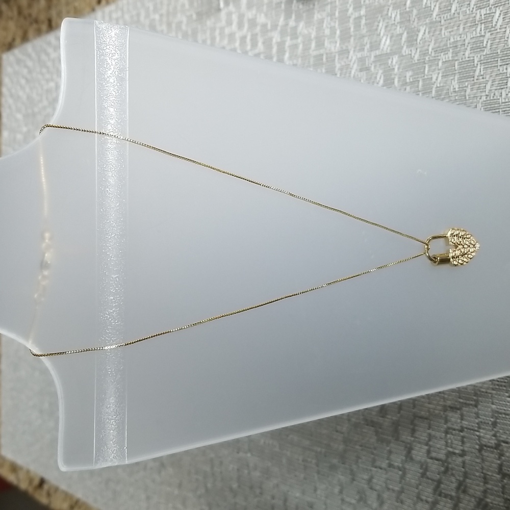 New Adjustable Gold plated Necklace with a lock charm